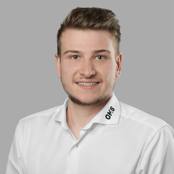 Lucas-Rohr web